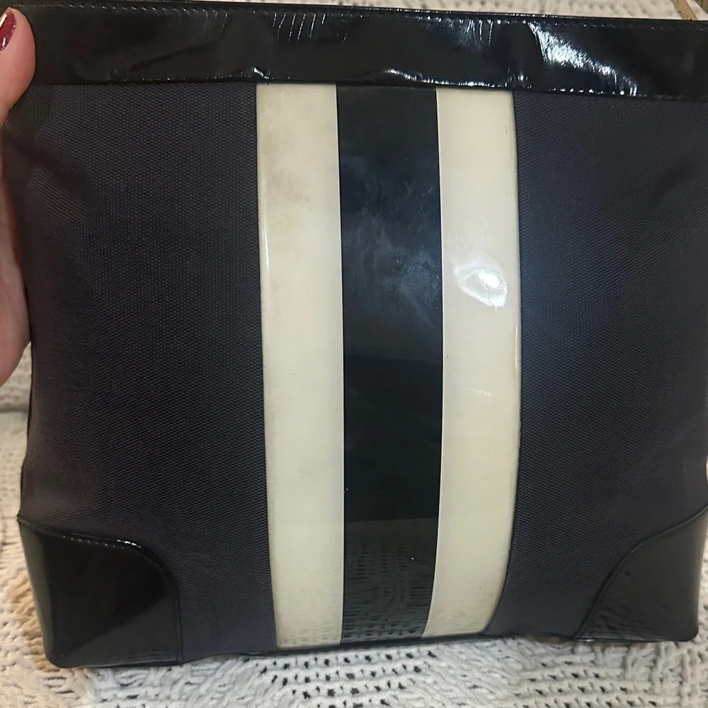 Gucci Black and Cream Shoulder Bag - Picture 11 of 16